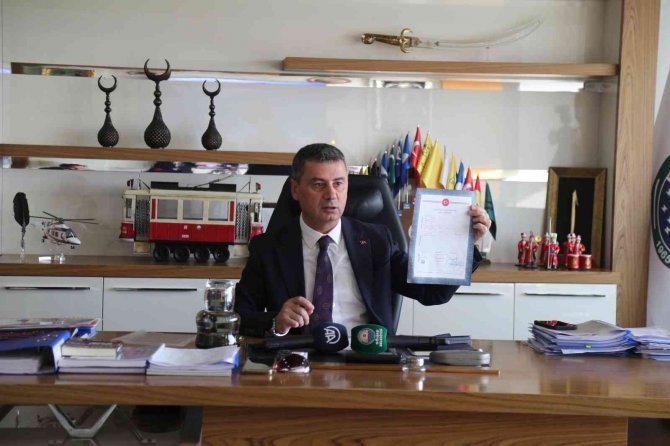 Yıllardır Çözülemeyen 74 Parsel İmar Planı Çözüldü, Tapular Alındı