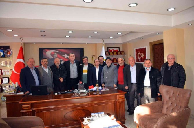 Belediye Başkanına Hizmetlerinden Dolayı Teşekkür Ettiler