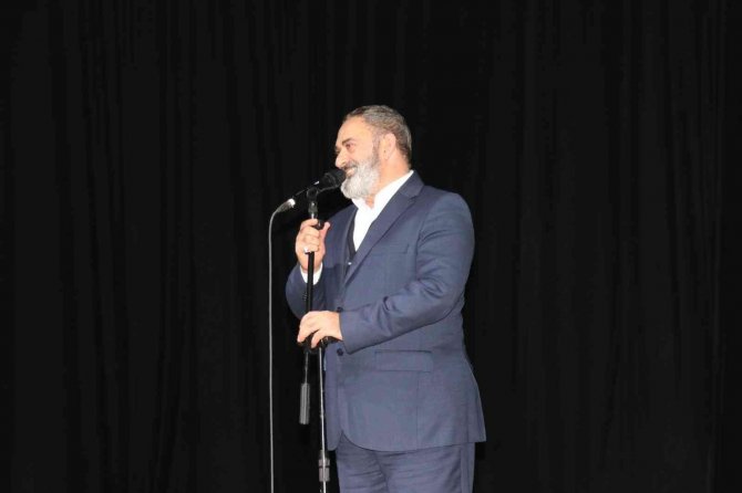 Dursun Ali Erzincanlı Naatları İle Kalplerin Pasını Sildi