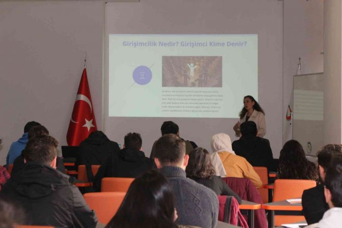 Genç Ofiste Girişimcilik Eğitimi