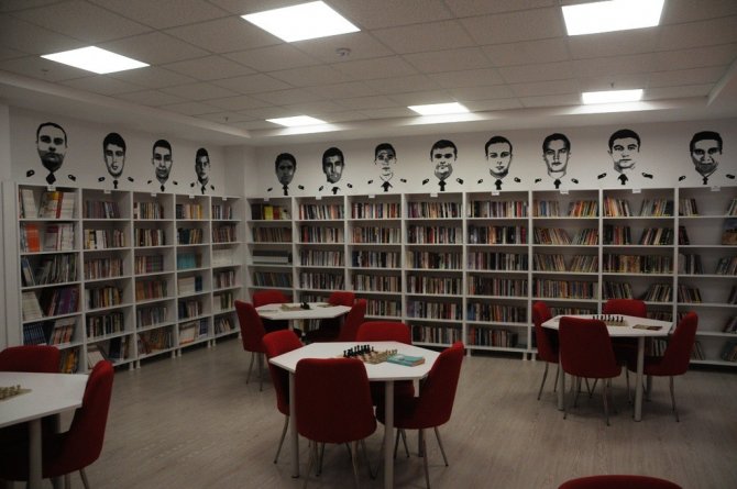 Bakan Soylu, Cizre’de Şehit Polisler Adına Kurulan Kütüphanenin Açılışını Gerçekleştirdi