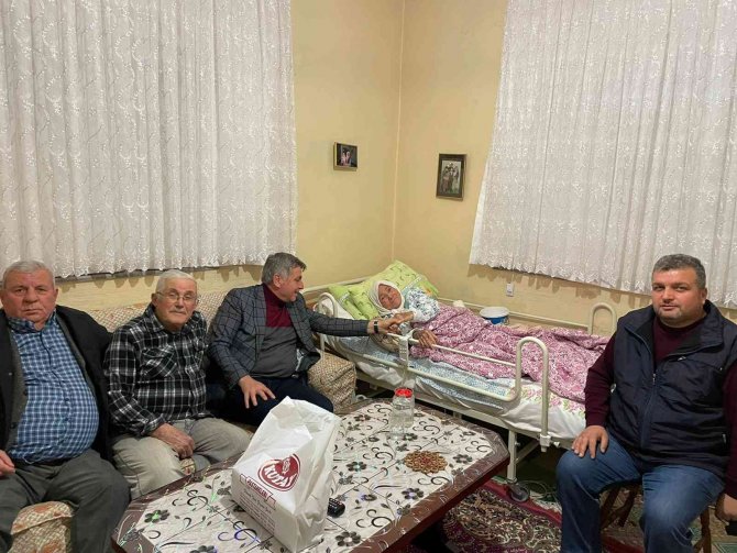 Başkan Aydın Yeni Yıla Hasta Ve Yaşlılarla Birlikte Girdi