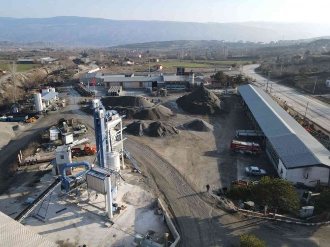 Tosya’daki Kum E Çakıl Ocağından Rekor Üretim