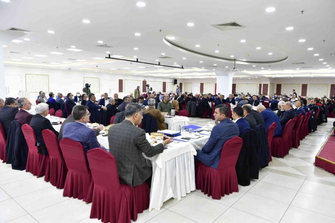 Yılın Son Gününde Belediye Başkanı Köse, Muhtarlarla Buluştu
