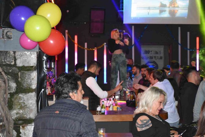 Marmaris 2022’ye Coşku İle Girdi