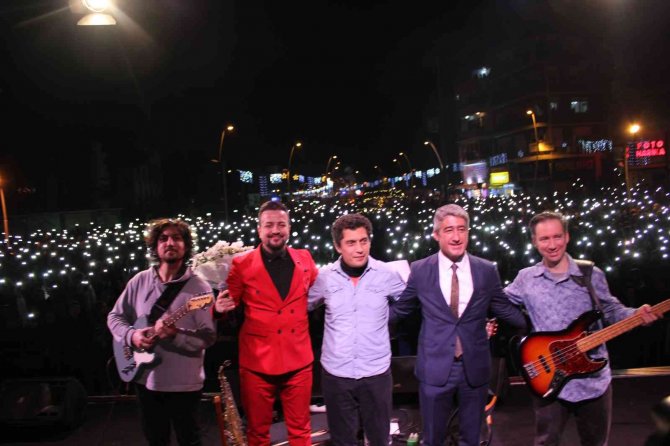 Marmaris 2022’ye Coşku İle Girdi