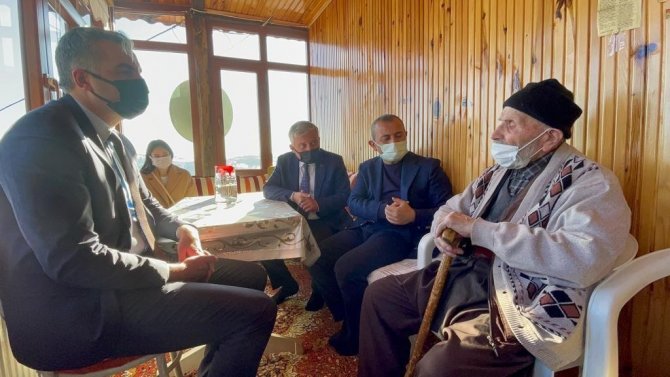 112 Yaşındaki Dede: “Ben Osmanlı’dan Kalmayım”