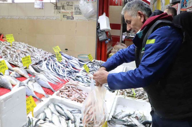 Balıkçılardan Yeni Yıla Mutlu Başlangıç