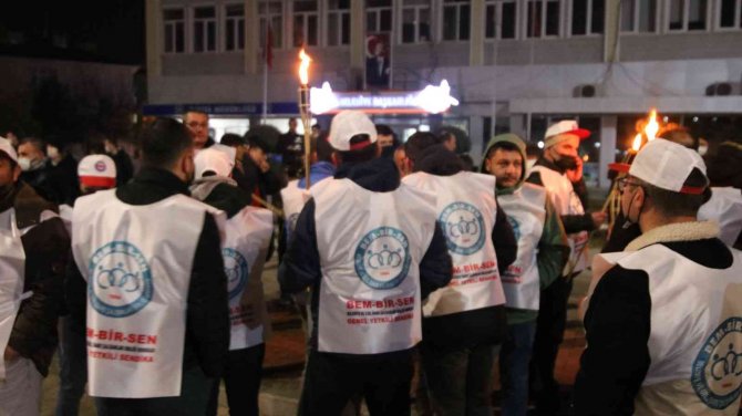 Memur-sen Genel Başkanı Yalçın’dan Kılıçdaroğlu’na Çağrı: "Sözünün Arkasında Dur, Belediye Başkanlarından Hesap Sor"