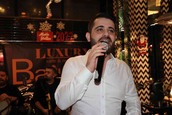 Van’da Yeni Yıl Coşkuyla Kutlandı