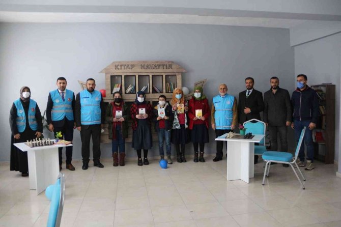 Ağrı’da “Gönül Kütüphanesi” Kuruldu