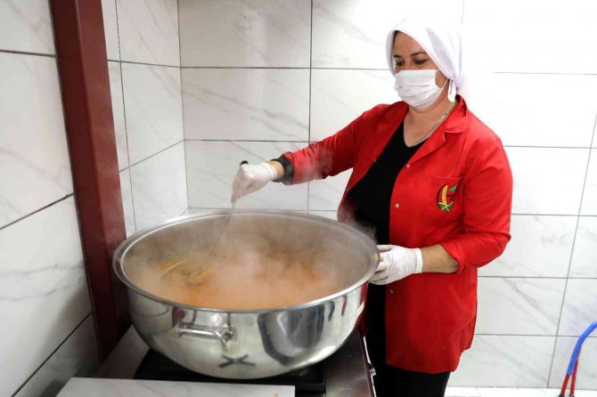 Korkuteli Yöresel Ürünleri Korkoop’ta Satılıyor