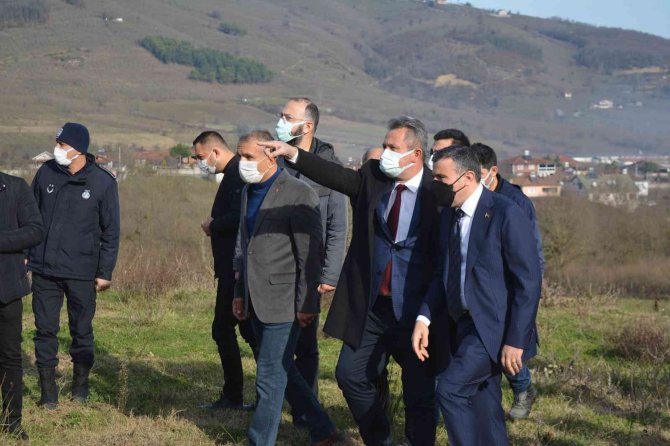 Cumayeri’ne Sokak Hayvanları Bakımevi Kuruluyor