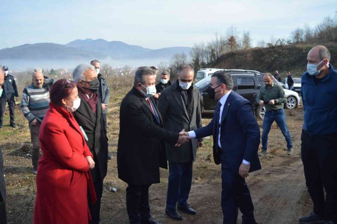 Cumayeri’ne Sokak Hayvanları Bakımevi Kuruluyor
