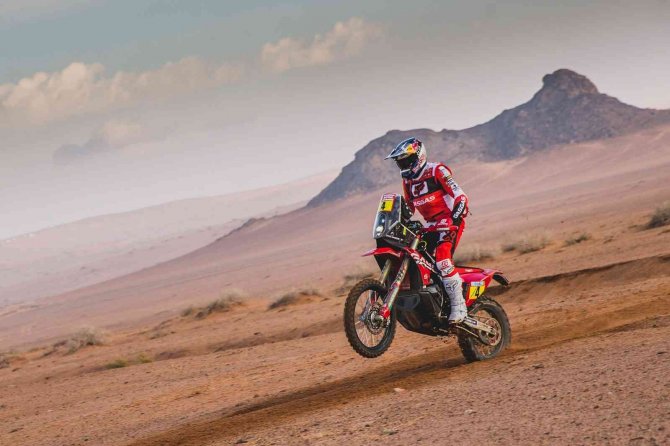 Dakar Rallisi’nin İkinci Gününde De Red Bull Sporcuları Zirvede
