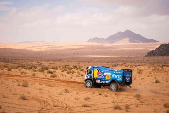 Dakar Rallisi’nin İkinci Gününde De Red Bull Sporcuları Zirvede