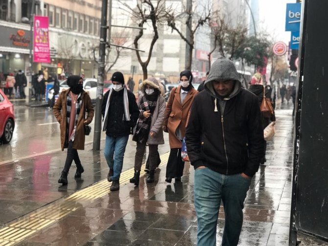 Elazığ’da Aşılama Gün Geçtikçe Yavaşlıyor