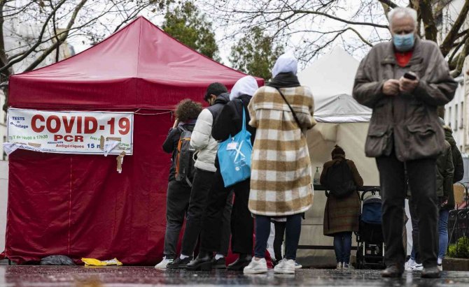 Fransa, Tam Aşılı Vakalar İçin Karantina Süresini 7 Güne Düşürdü