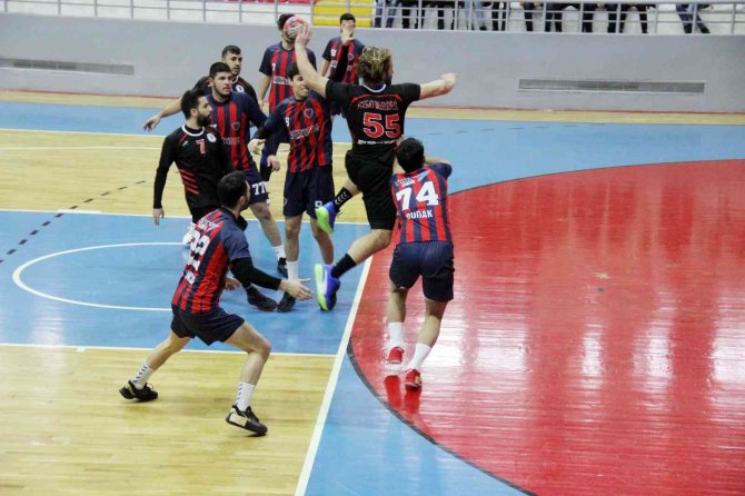 Hentbol Erkekler 2. Ligi: Yozgat Belediyesi Bozokspor: 33 - Mersin İ̇dmanyurduspor: 20