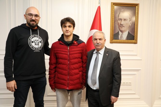 Fenerbahçe, İ̇lkadım Belediyespor Altyapısında Yetişen Hasan Abdullah Sarıkaya’yı Renklerine Bağladı
