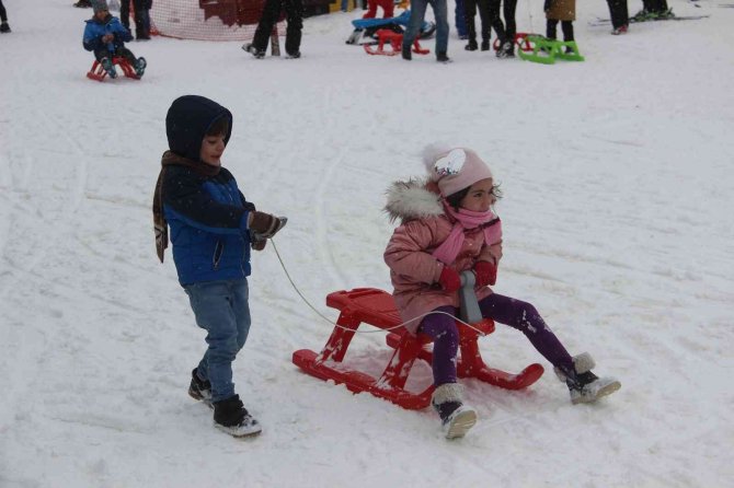 Palandöken’de Düşe Kalka Kayak Keyfi