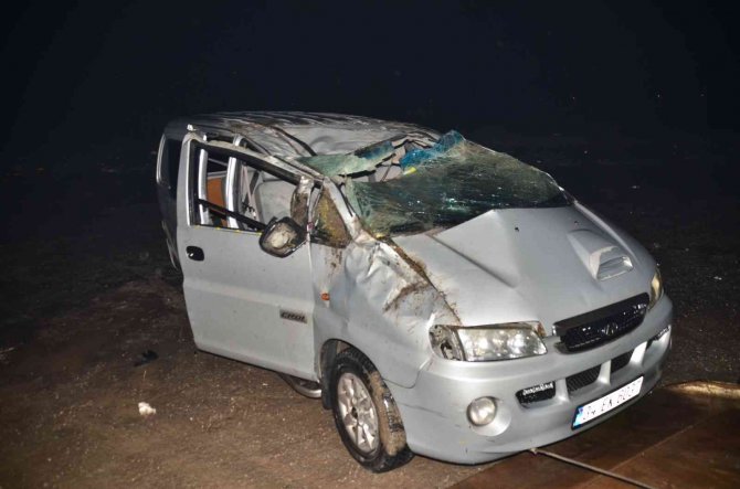 Samsun’da Minibüs Takla Attı: 3 Yaralı