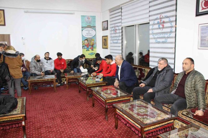 Federasyon Başkanı Eroğlu’dan Kazazede Güreşçilere Moral