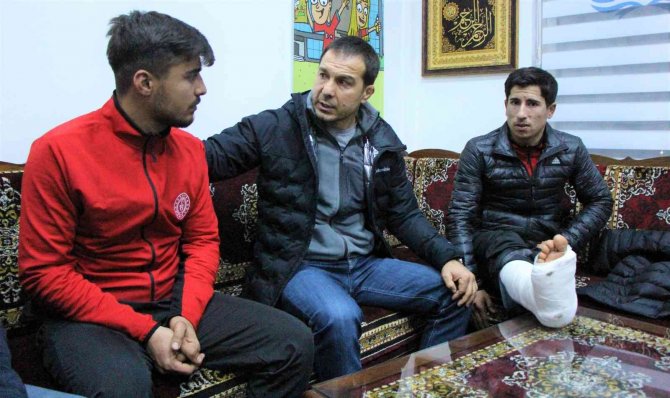 Federasyon Başkanı Eroğlu’dan Kazazede Güreşçilere Moral