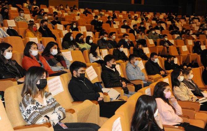 Aydın İ̇ktisat Fakültesi Ekonomi Söyleşileri Gerçekleşti