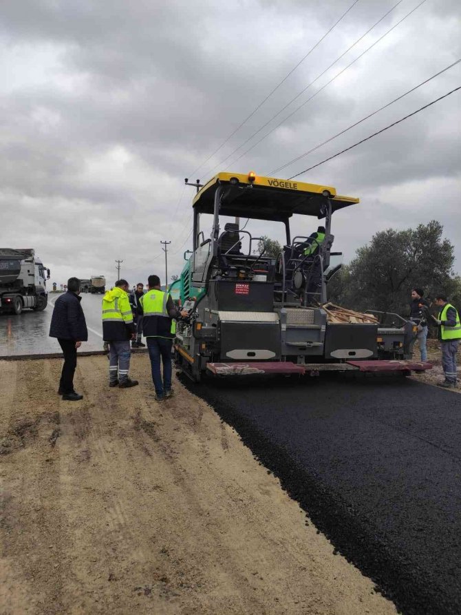 Edremit-kalkım Yolu Girişi Yenileniyor