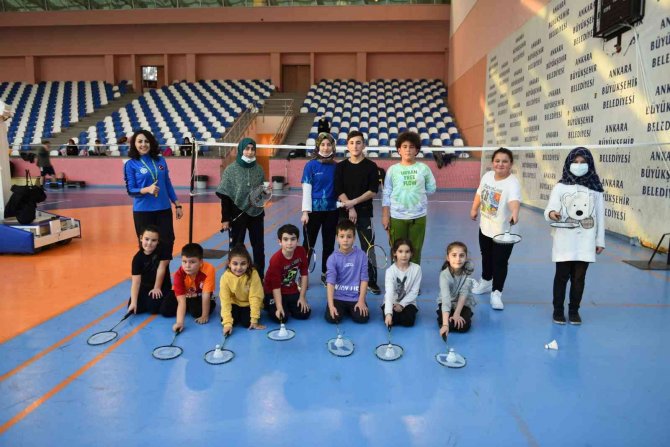 Aski̇ Spor Kulübü, Başkentli Çocukları Badminton İle Tanıştırdı