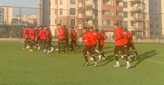 Talasgücü Belediyespor İkinci Yarı İçin Topbaşı Yaptı