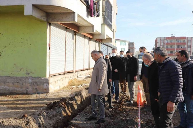 Çelikevler’de Şebeke Ve Kanalizasyon Çalışmaları Devam Ediyor
