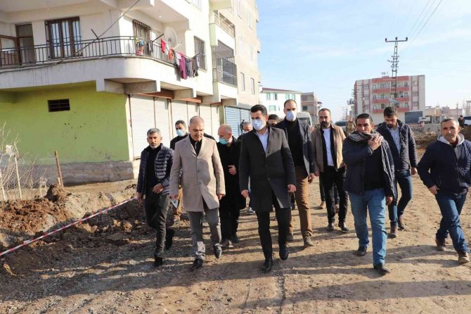 Çelikevler’de Şebeke Ve Kanalizasyon Çalışmaları Devam Ediyor
