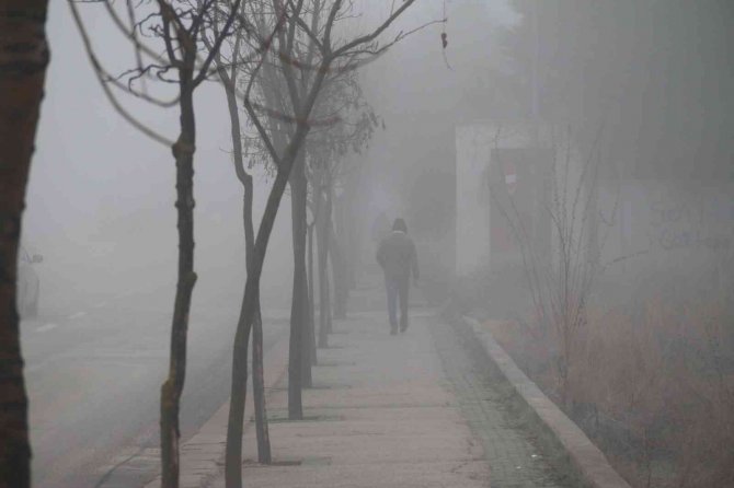 Eskişehir Yeni Haftaya Sis İle Başladı