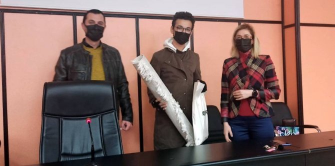 Halı Tasarımı Programı Öğrencileri Sektör Temsilcileri İle Buluştu