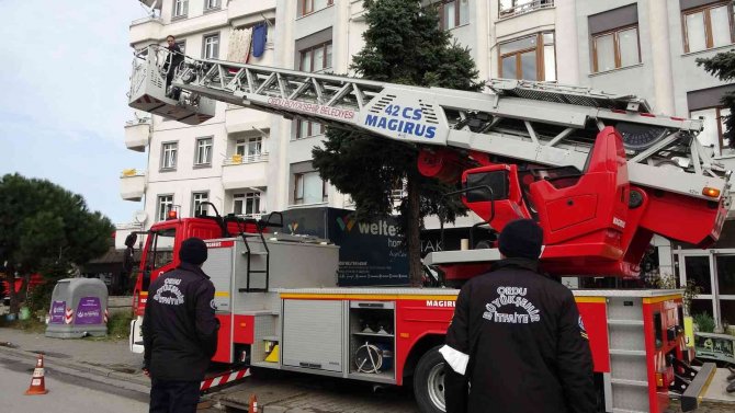 Yakınlarının Haber Alamadığı Yaşlı Kadın Evinde Ölü Bulundu