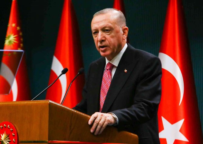 Cumhurbaşkanı Erdoğan, “Hiçbir Emeklimiz 2 Bin 500 Liranın Altında Maaş Almayacak”