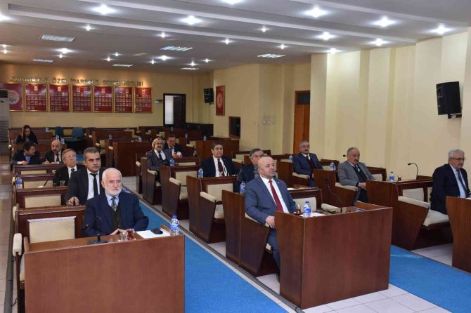 Yeni Yılın İlk İ̇l Genel Meclis Toplantısı Yapıldı