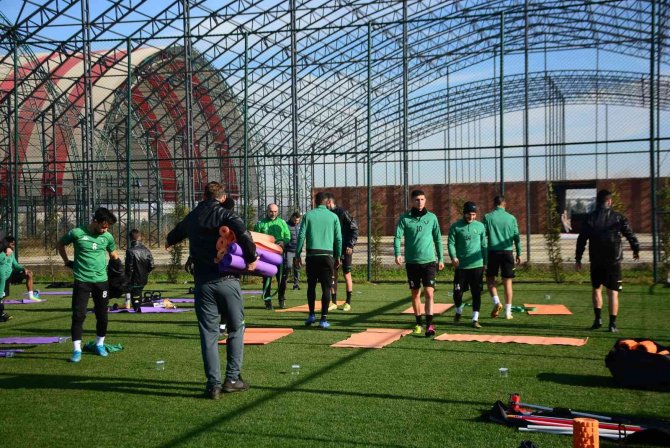 Kocaelispor’un Yeni Transferi Rasheed Akanbi: “Müslüman Olduğum İçin Kolay Adapte Oldum”