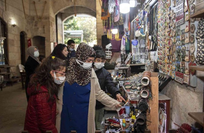 Engelli Bireyler, Aileleriyle Birlikte Tarsus’ta Unutulmaz Anlar Yaşadı