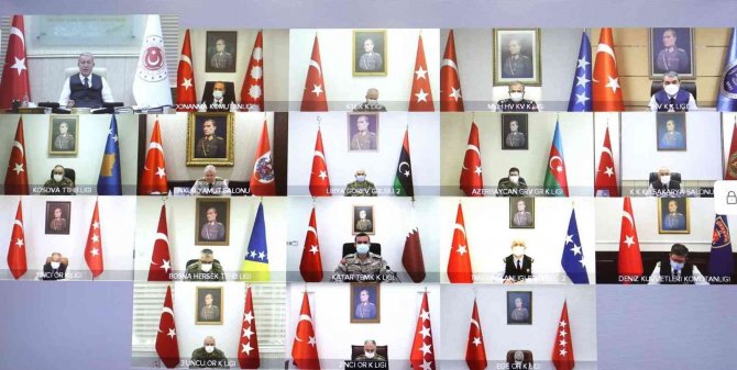Bakan Akar, Kuvvet Komutanları İle Videolu Toplantı Gerçekleştirdi