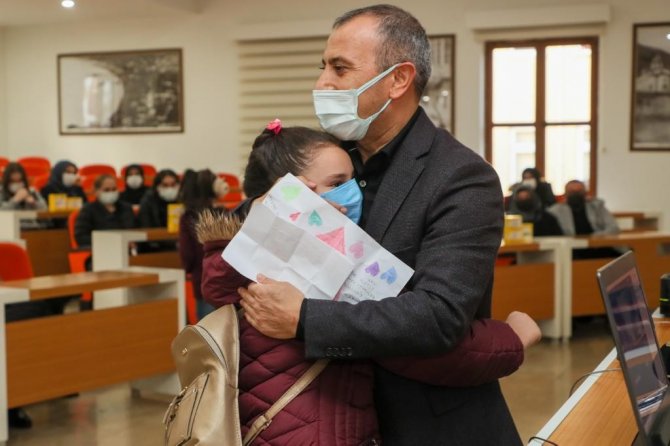 Ordu’da Diyabet Hastası Çocukların Parmakları Artık Delinmeyecek