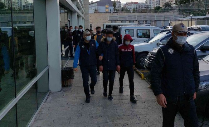 Deaş Şüphelisi 6 Kişinin Gözaltı Süreleri Mahkemece Uzatıldı