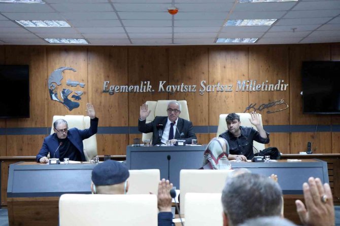 Tekkeköy Belediye Meclisi 2022’nin İlk Toplantısını Yaptı