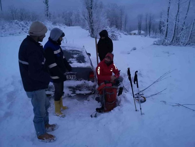 Yaylada Mahsur Kalan Vatandaşlar Kurtarıldı