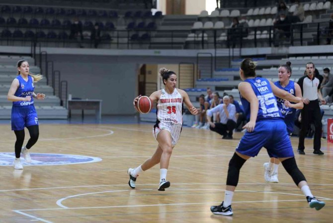Kritik Maçın Galibi Turgutlu Belediyespor Oldu