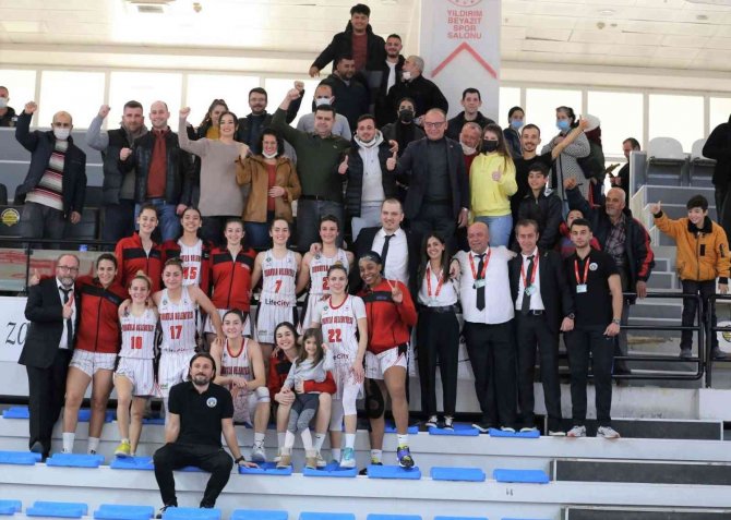 Kritik Maçın Galibi Turgutlu Belediyespor Oldu