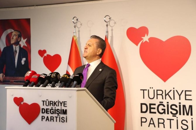 Sarıgül: “Gençleri Biraz Mutsuz, Umutsuz Gördüm”