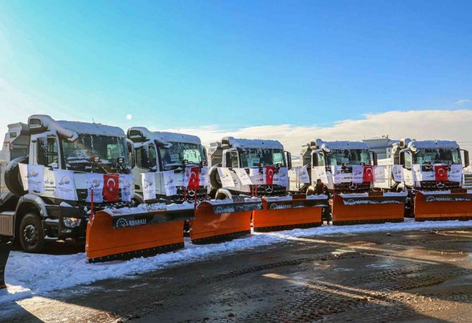 Van Büyükşehir Belediyesi Araç Filosona 57 Yeni Araç Ekledi